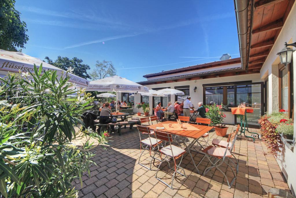 Hotel Kuchalber Hof Donzdorf Exterior foto
